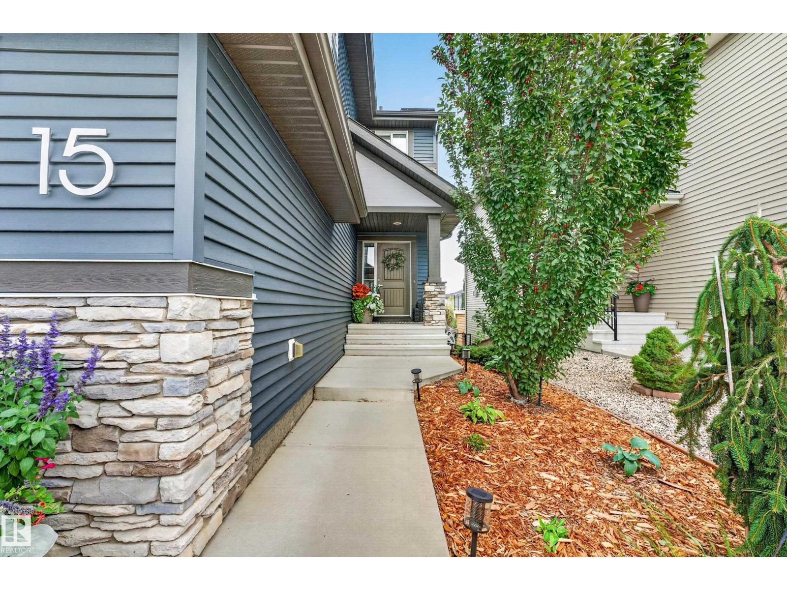 15 ALTADENA PT NW - 61