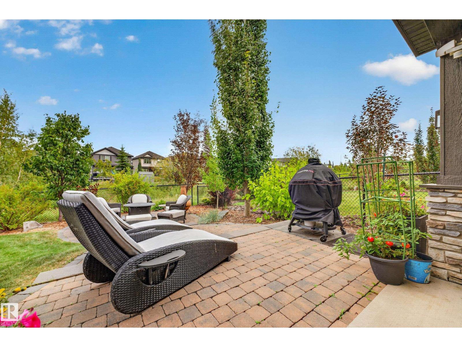 15 ALTADENA PT NW - 62