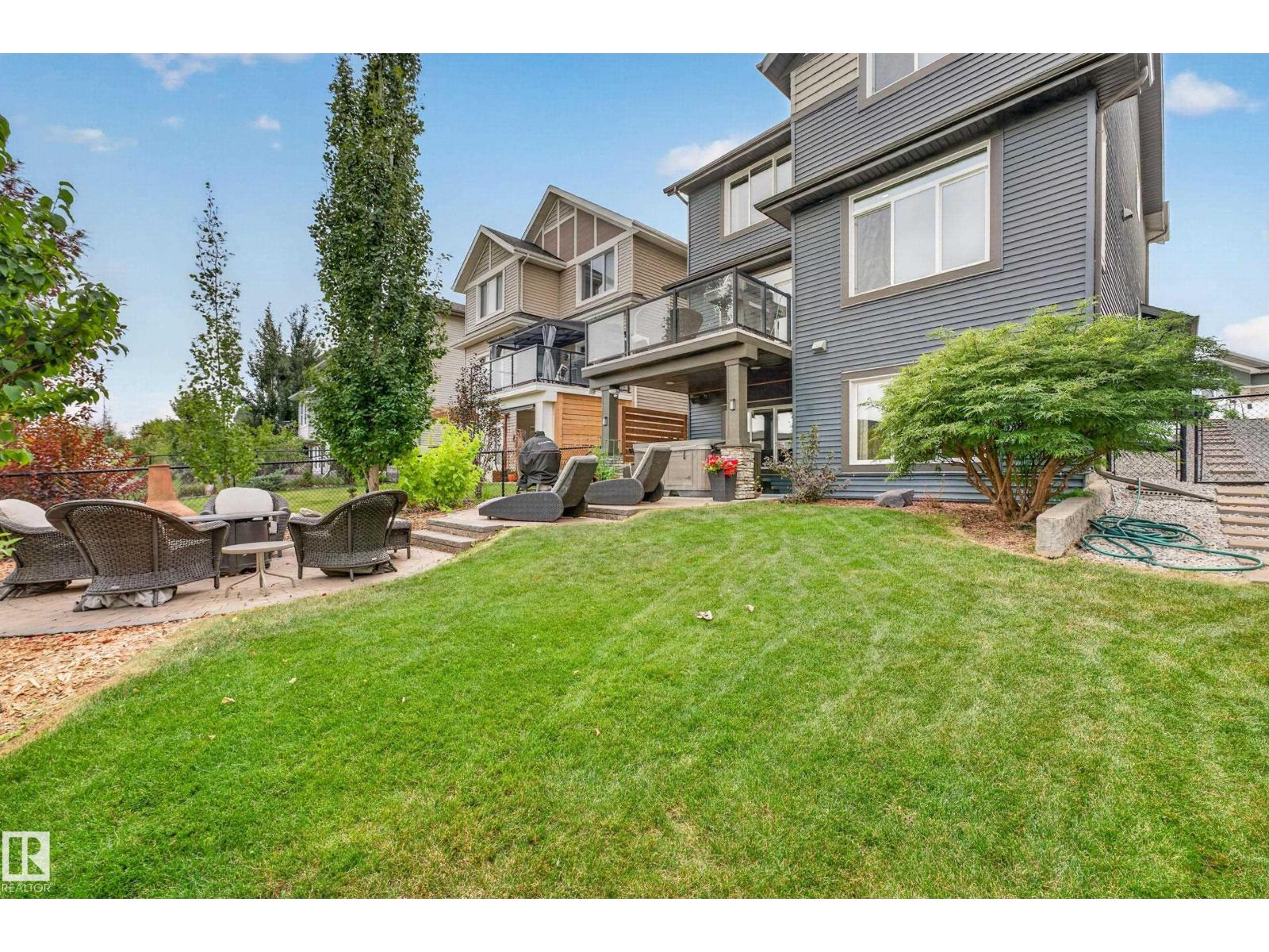 15 ALTADENA PT NW - 66