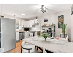 1090 Lakewood Rd N Nw, Edmonton, AB T6K3T7 Photo 12