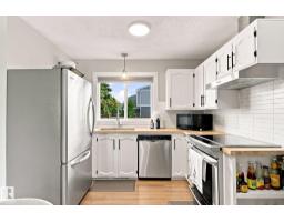 1090 Lakewood Rd N Nw, Edmonton, AB T6K3T7 Photo 15