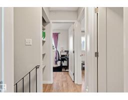 1090 Lakewood Rd N Nw, Edmonton, AB T6K3T7 Photo 22