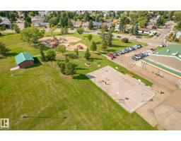 1090 Lakewood Rd N Nw, Edmonton, AB T6K3T7 Photo 51