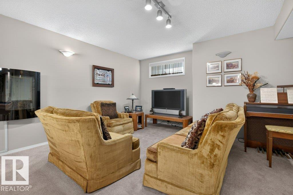 #17 9 DECHENE RD NW - 29