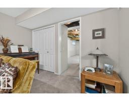 #17 9 Dechene Rd Nw, Edmonton, AB T6M2V1 Photo 30