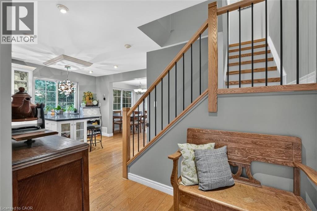 102 RIDGE Road W, Grimsby — photo 6