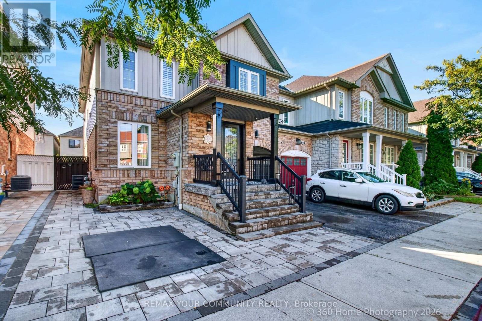 1614 AVONMORE SQUARE - 2