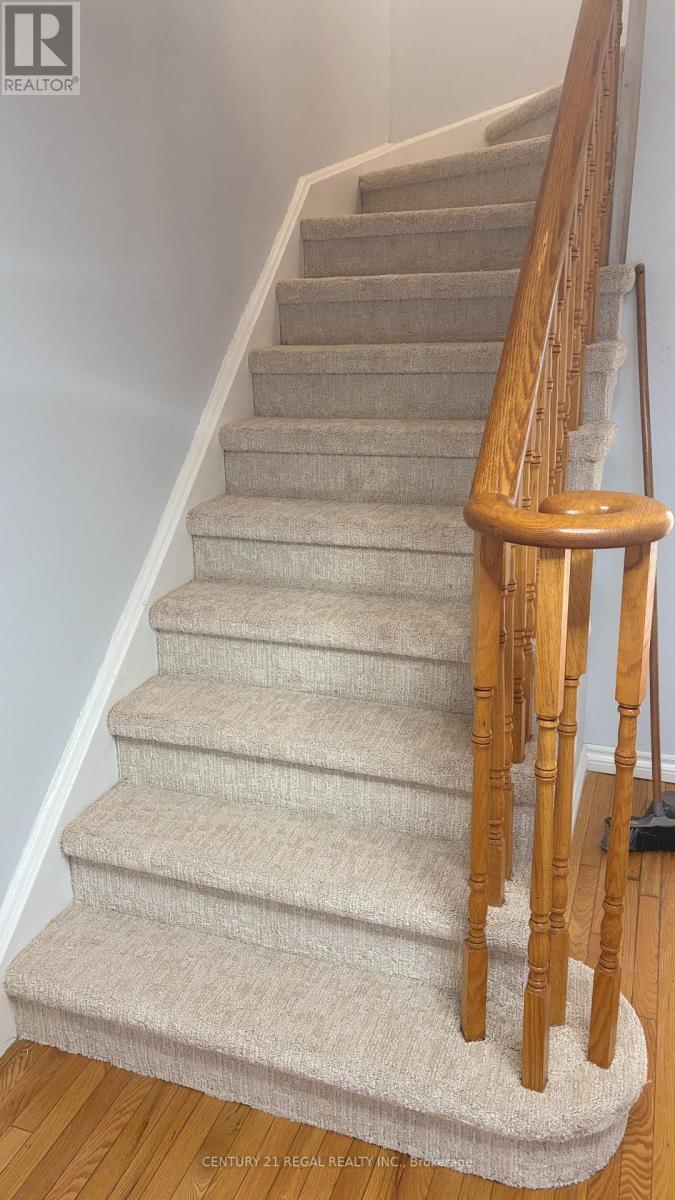 67 FULTON CRESCENT - 36