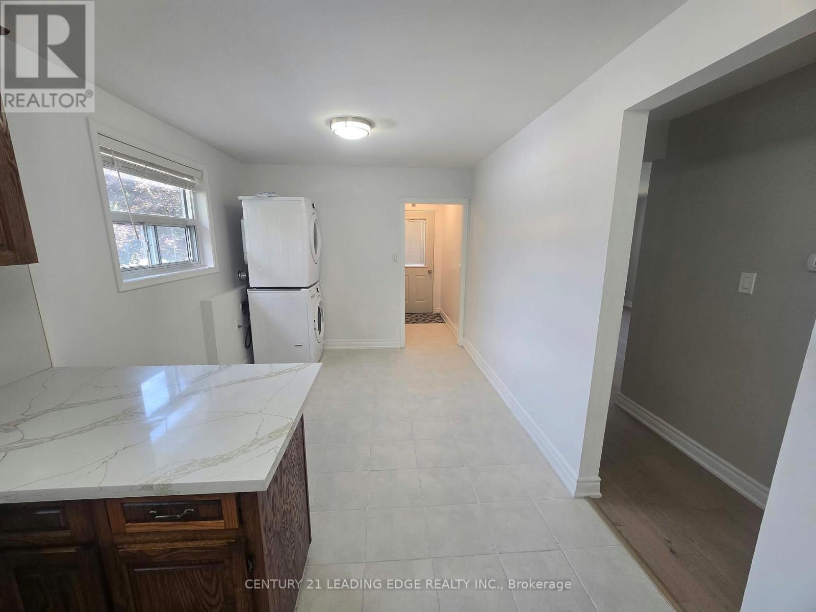 855 Zator Avenue, Pickering, ON photo 20