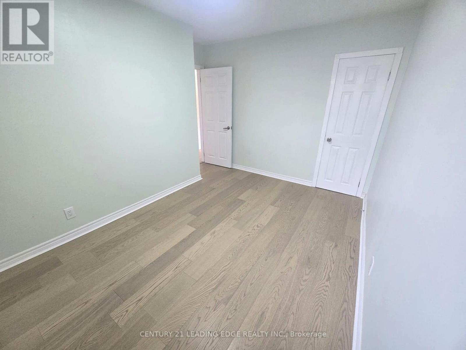 855 Zator Avenue, Pickering, ON photo 36