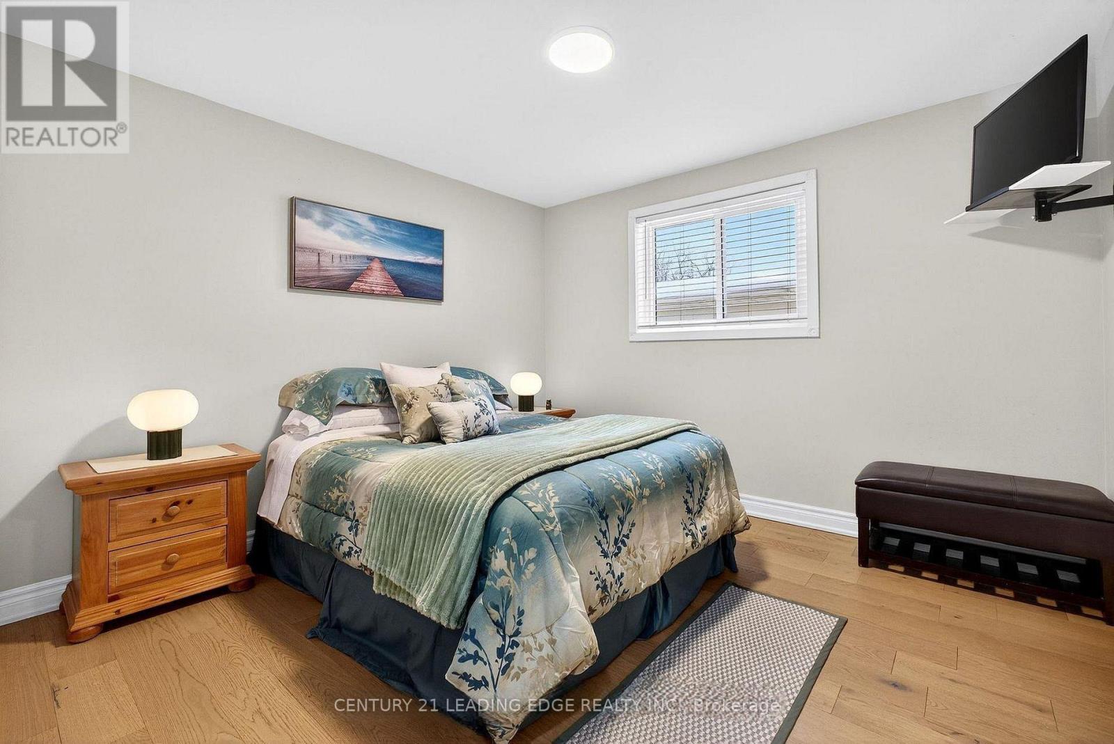 855 Zator Avenue, Pickering, ON photo 37