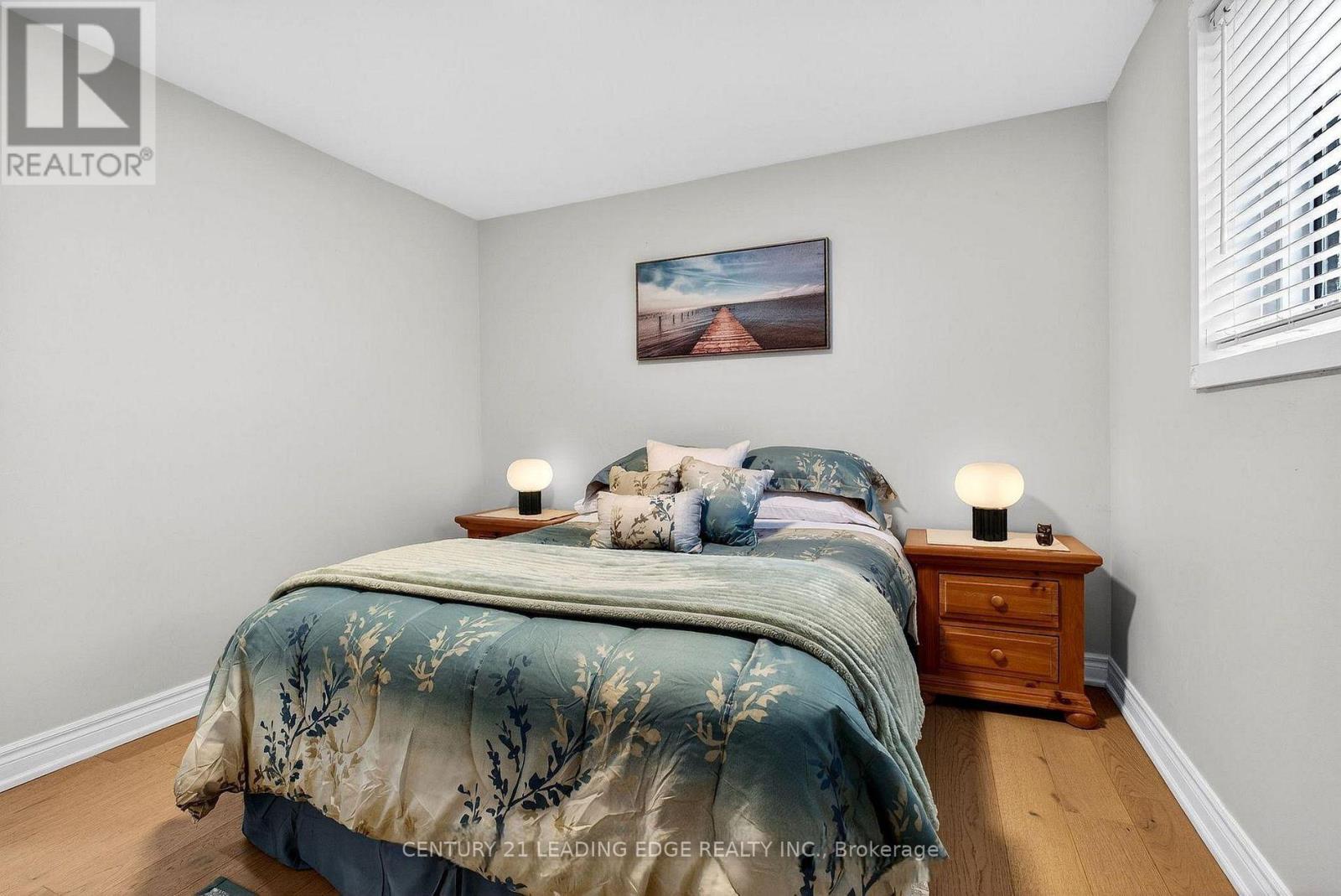 855 Zator Avenue, Pickering, ON photo 39