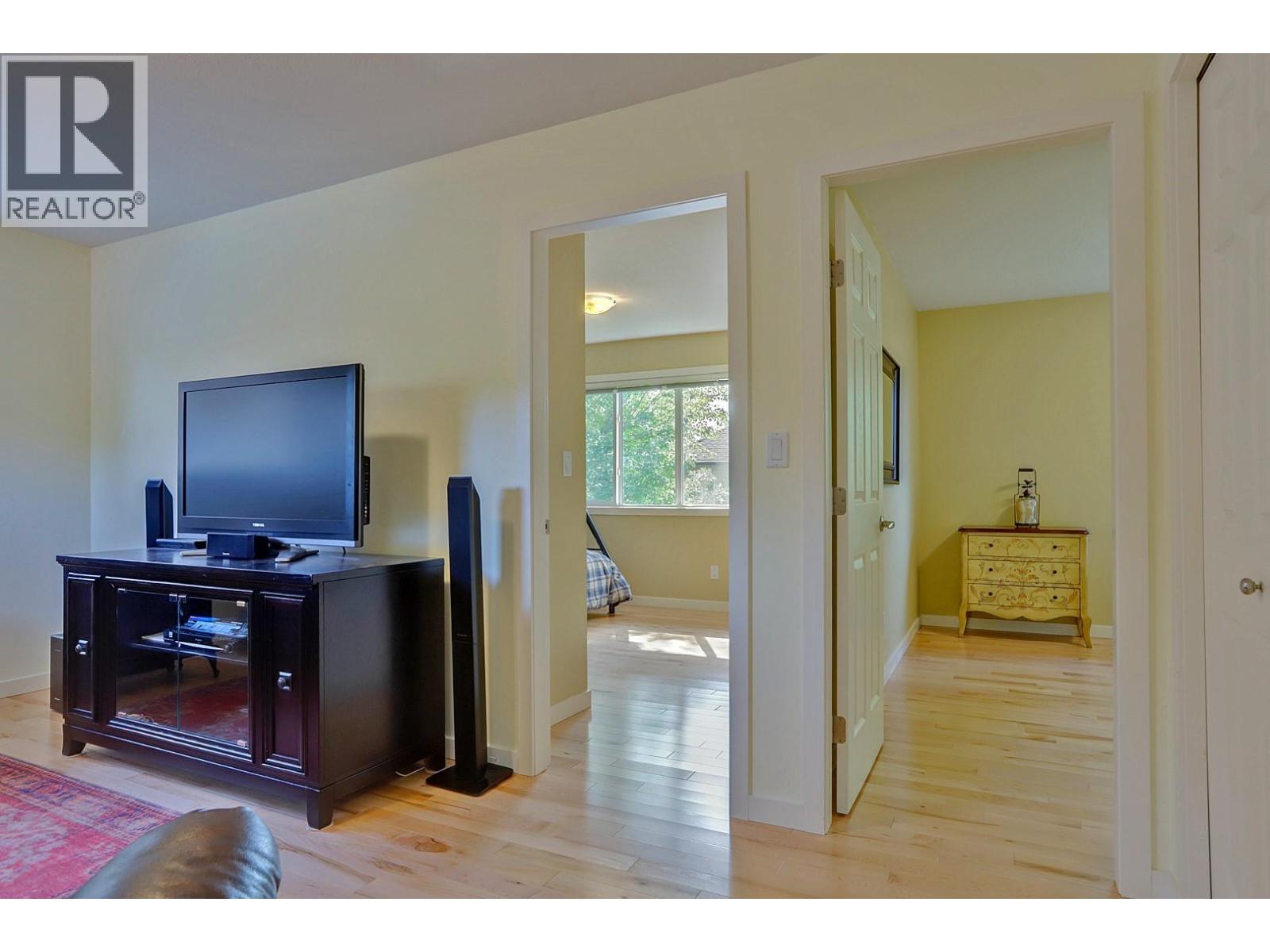 #12 100 Palmer Road - 37