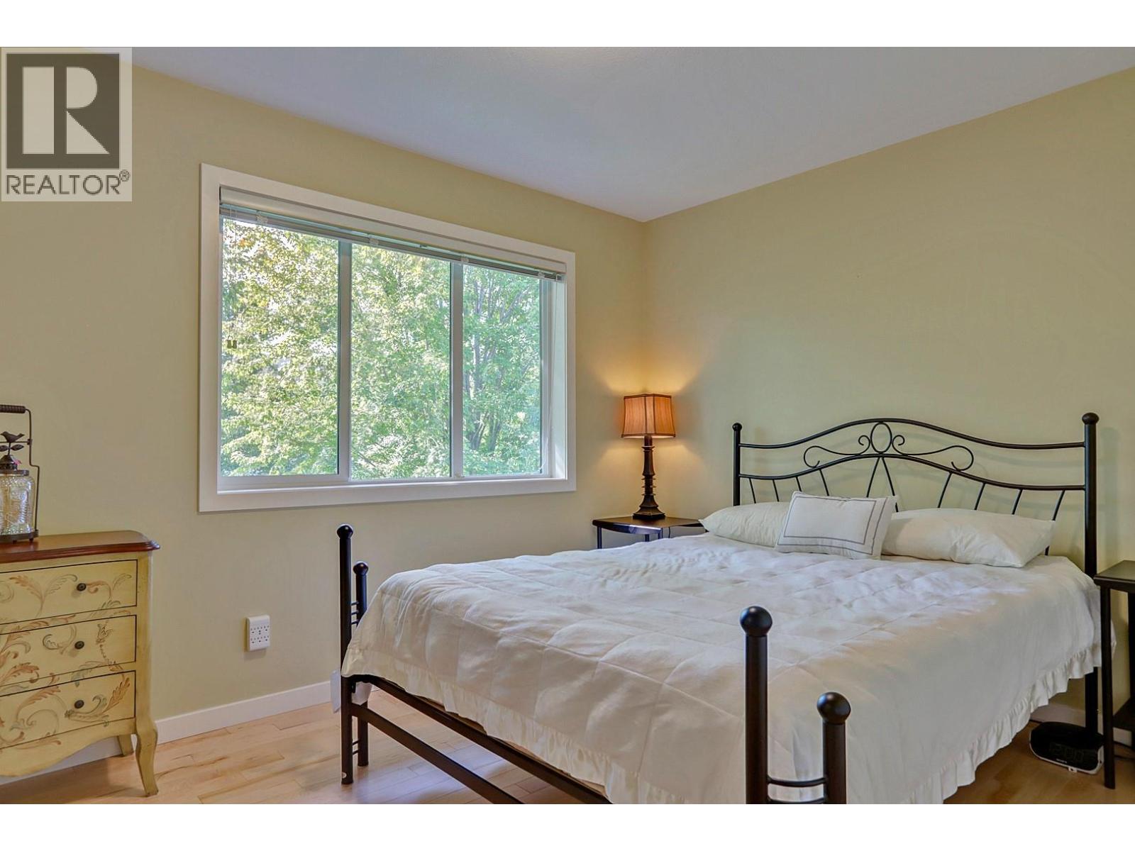 #12 100 Palmer Road - 38