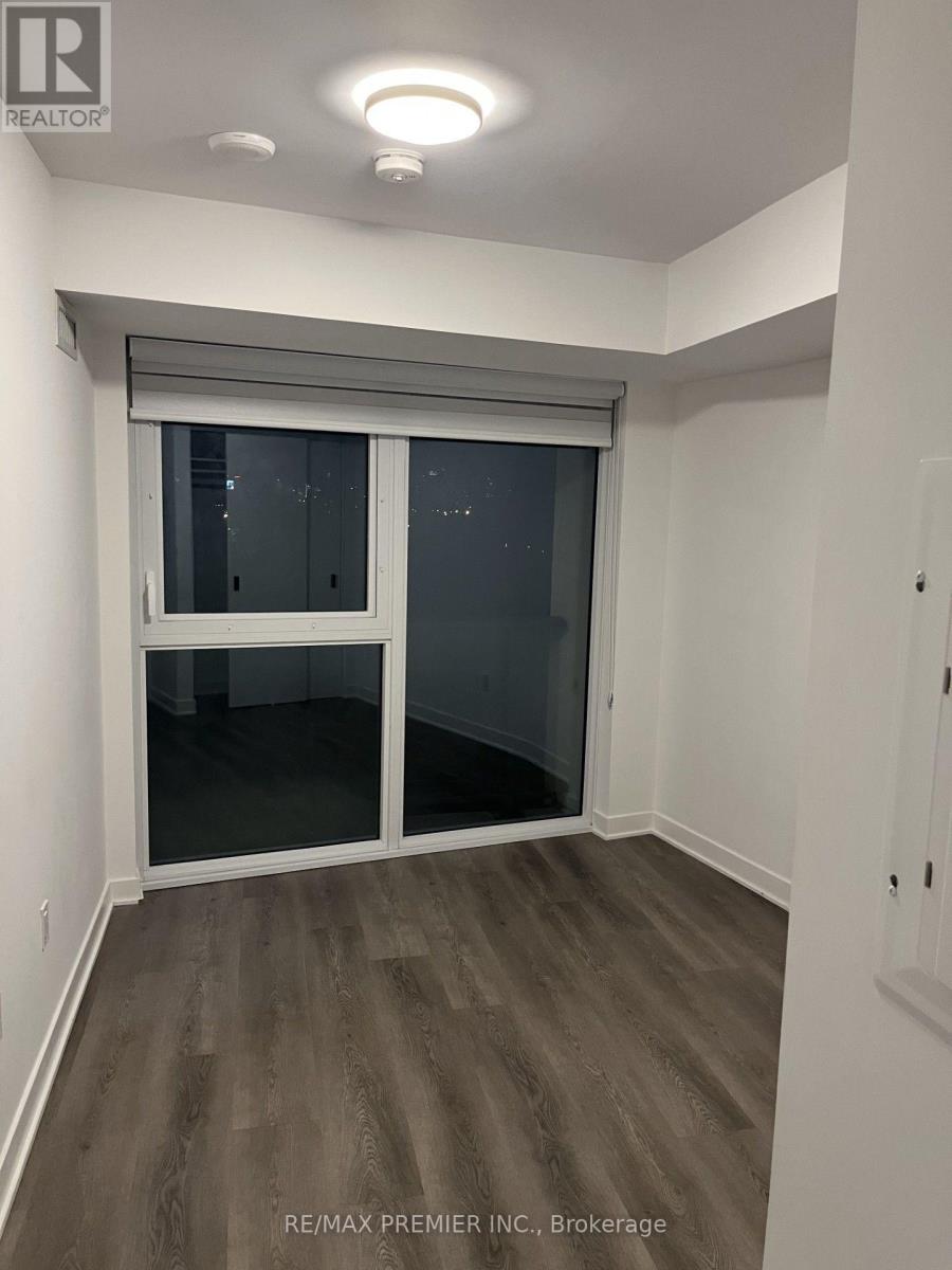 520 - 36 ZORRA STREET, Toronto (Islington-City Centre West) — photo 9
