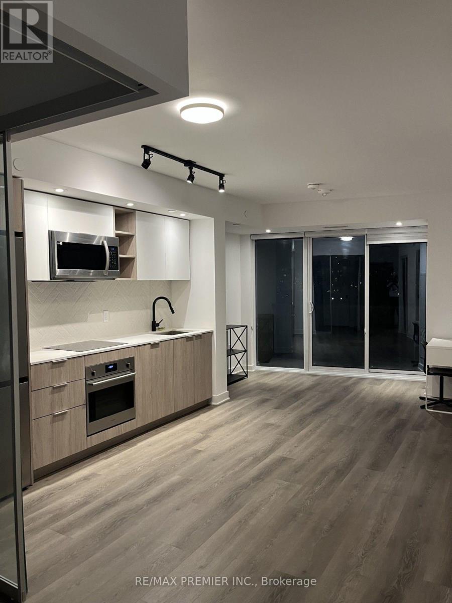 520 - 36 ZORRA STREET, Toronto (Islington-City Centre West) — photo 3