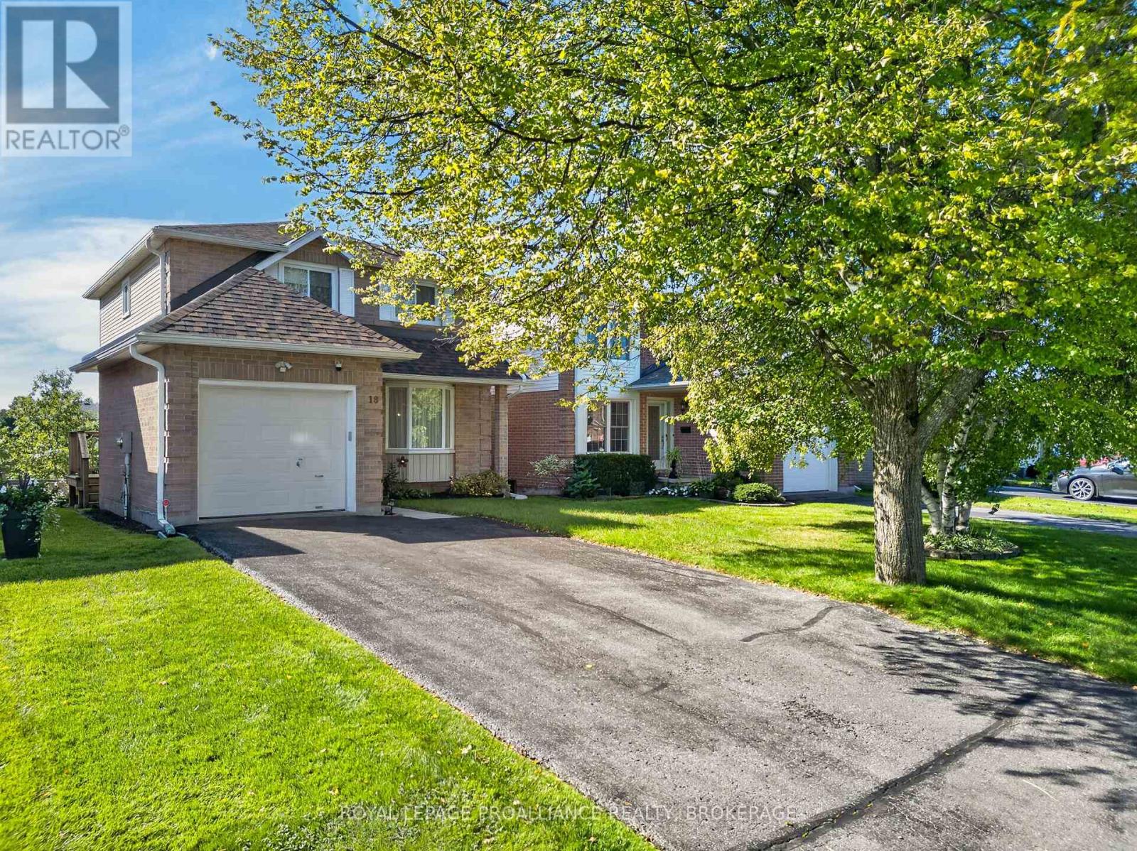 18 RICHDALE COURT - 2