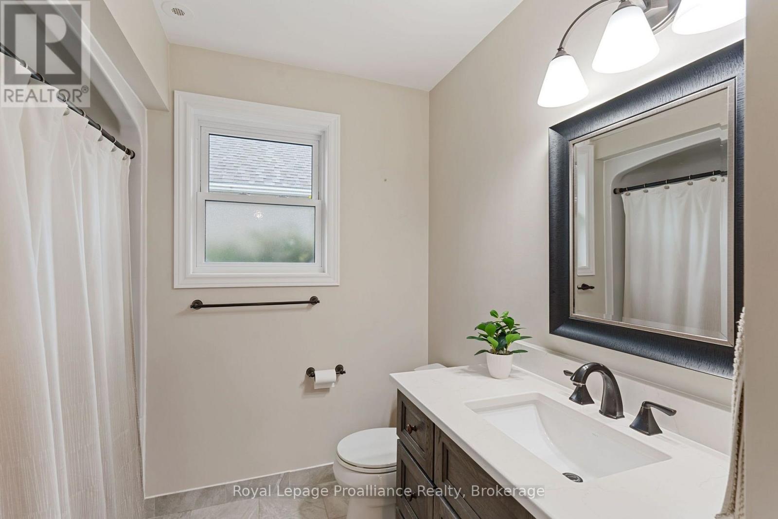 22 Stephen Street, Brighton, ON photo 35
