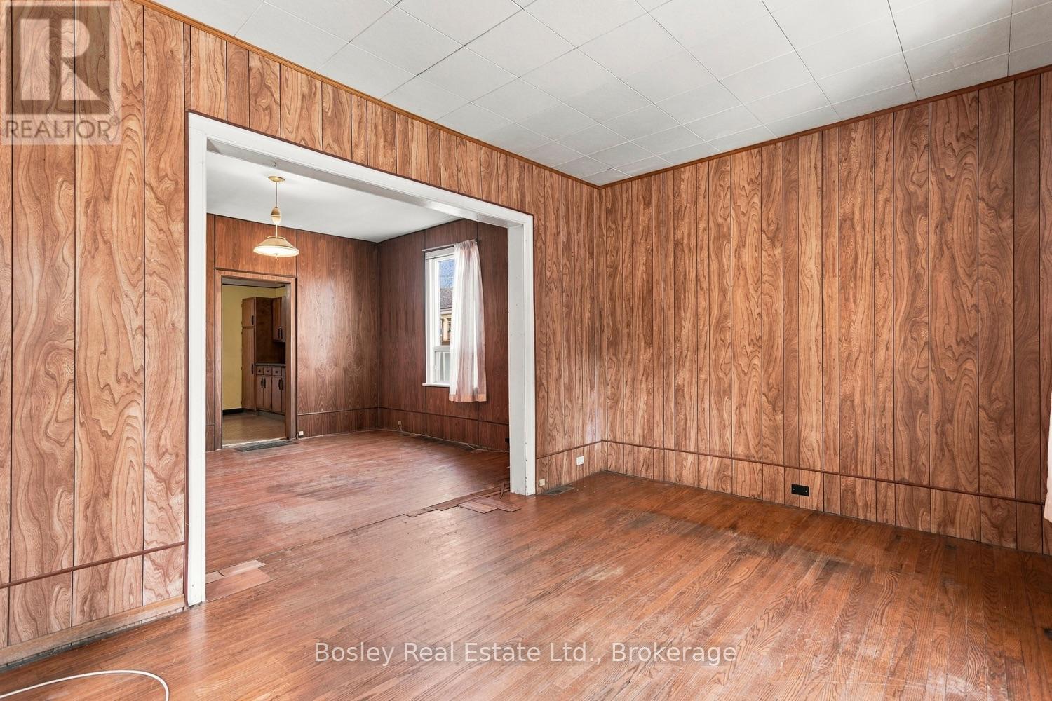 361 BOND STREET - 10