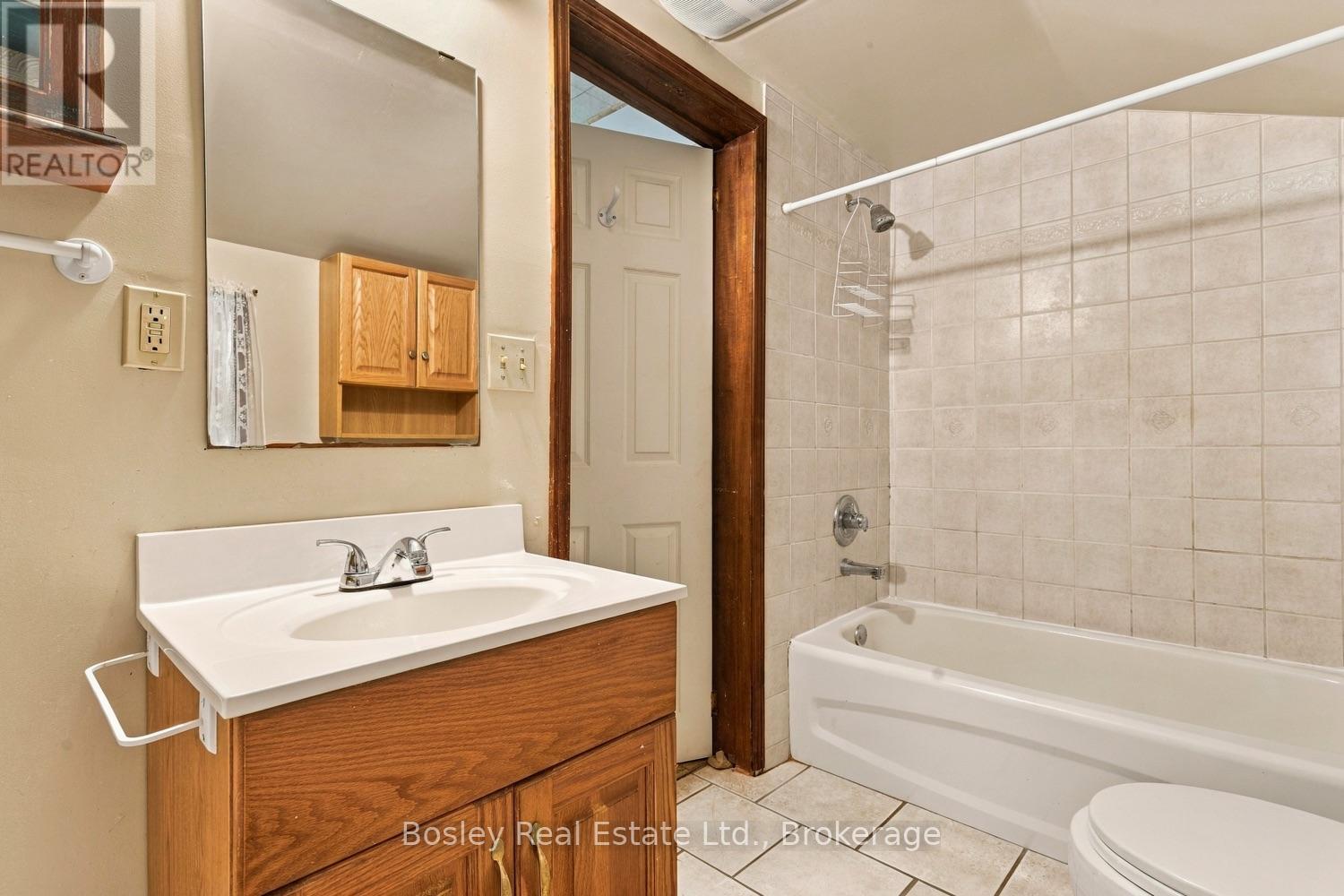 361 BOND STREET - Image 24