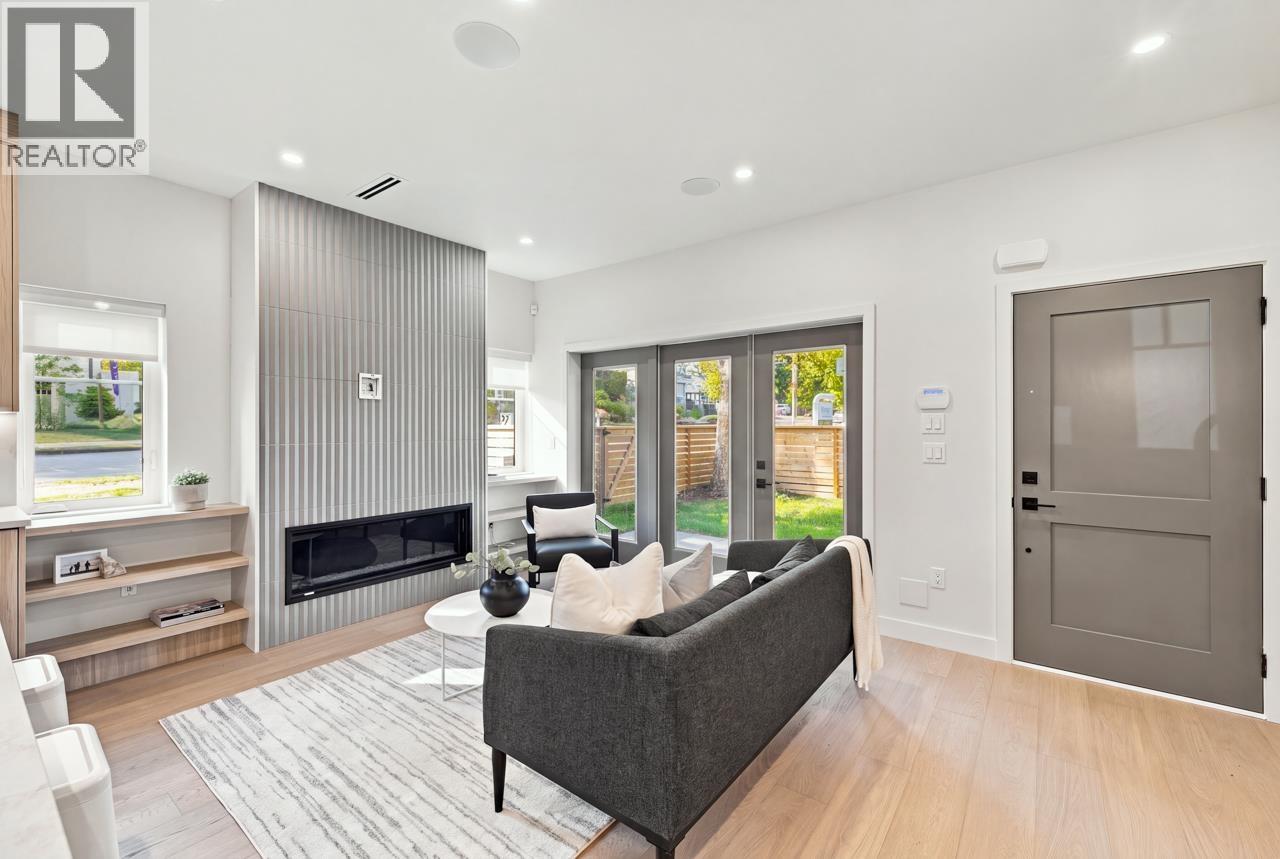 3206 E GEORGIA STREET, Vancouver — photo 4