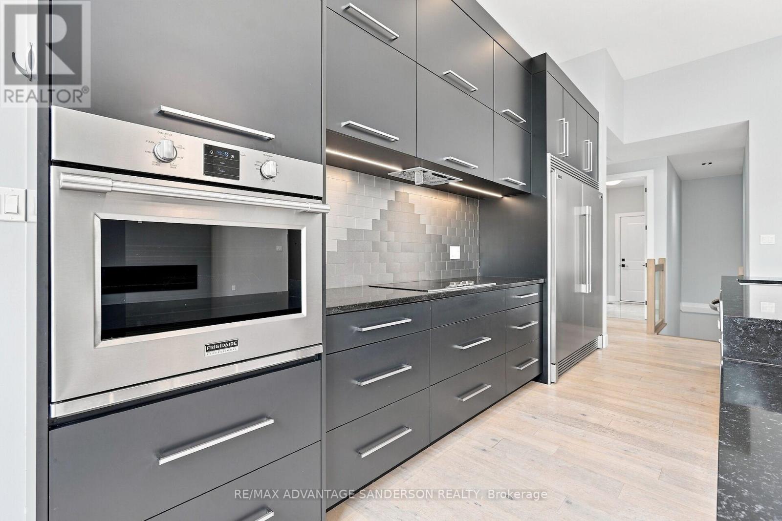 106 WOODHOLME CLOSE - 26