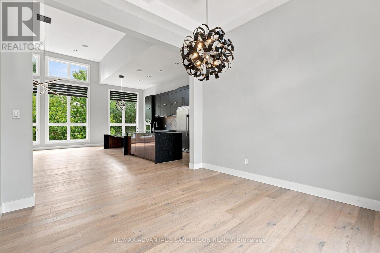106 WOODHOLME CLOSE - 29