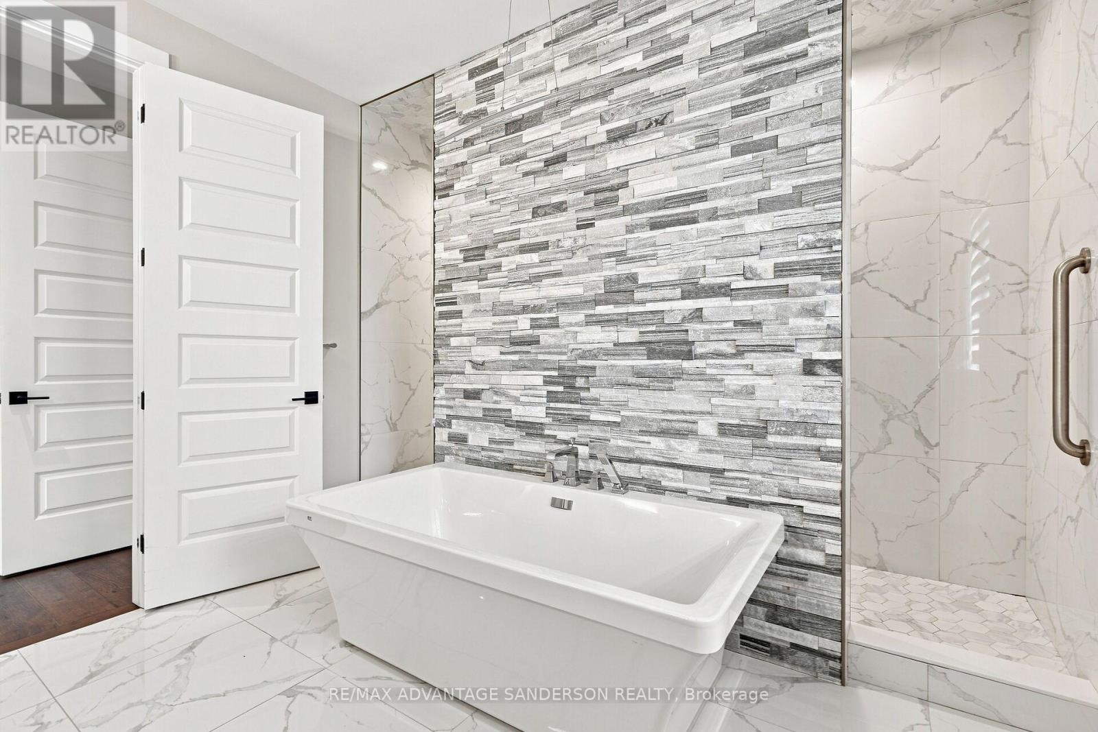 106 WOODHOLME CLOSE - 35