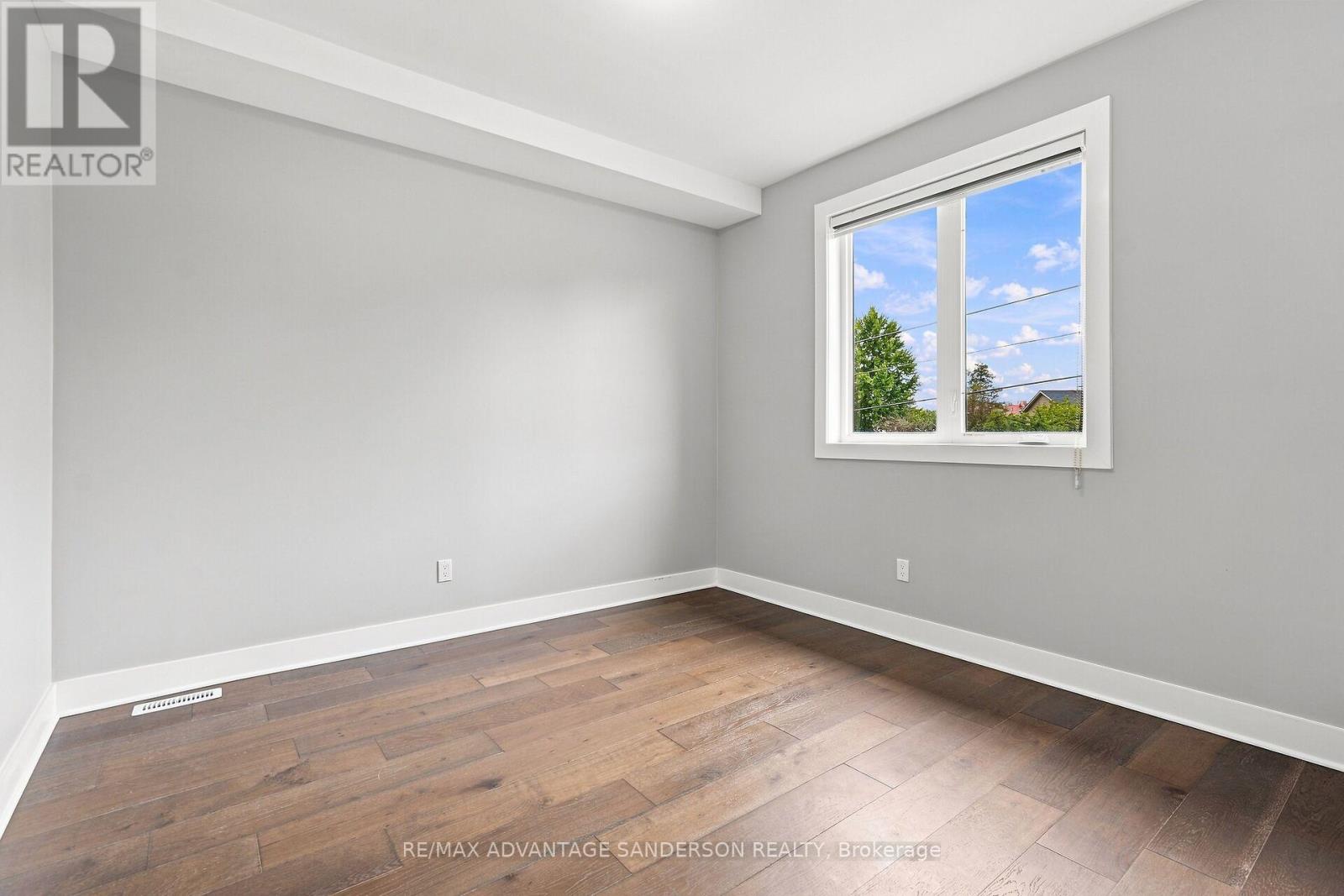 106 WOODHOLME CLOSE - 37