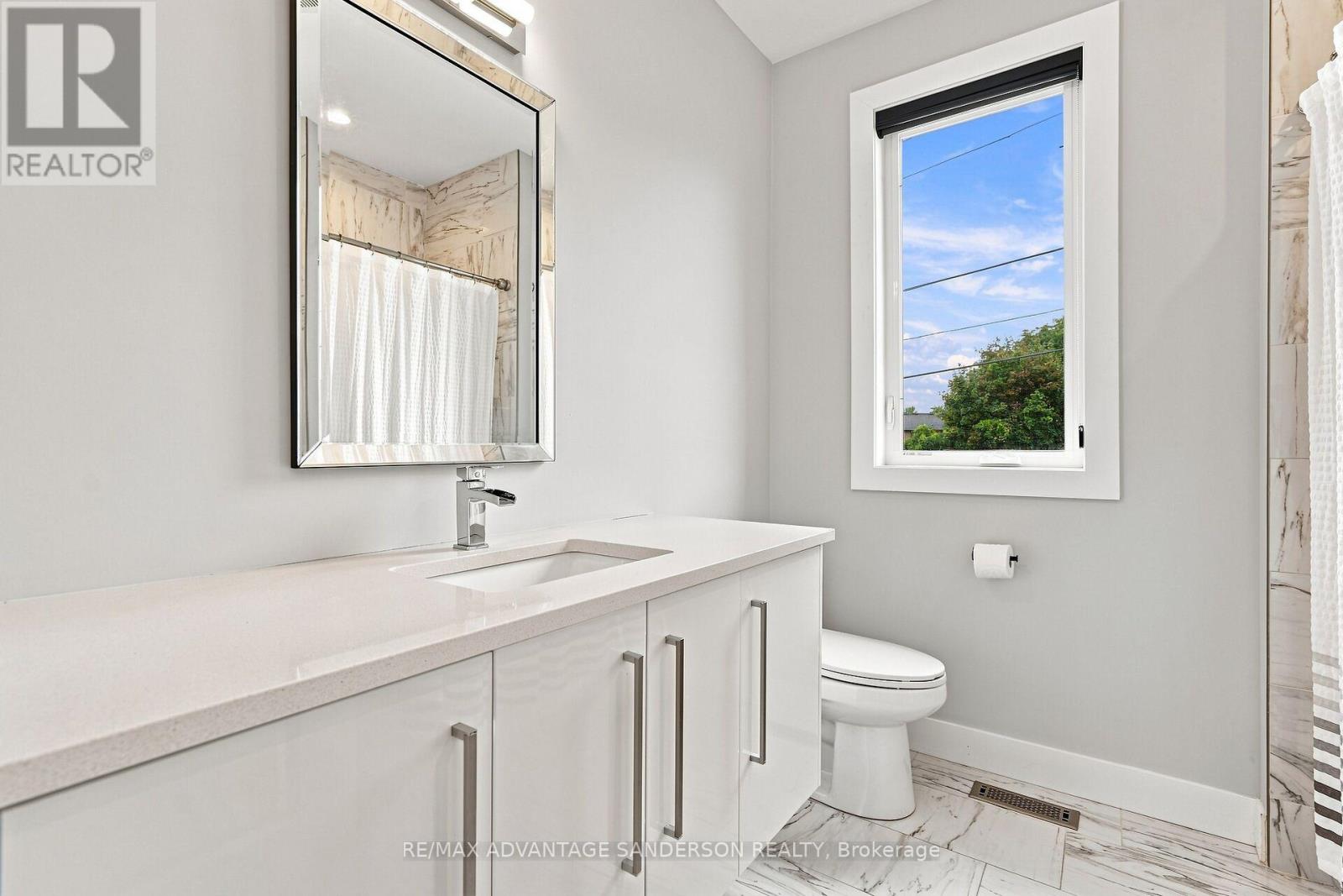 106 WOODHOLME CLOSE - 39