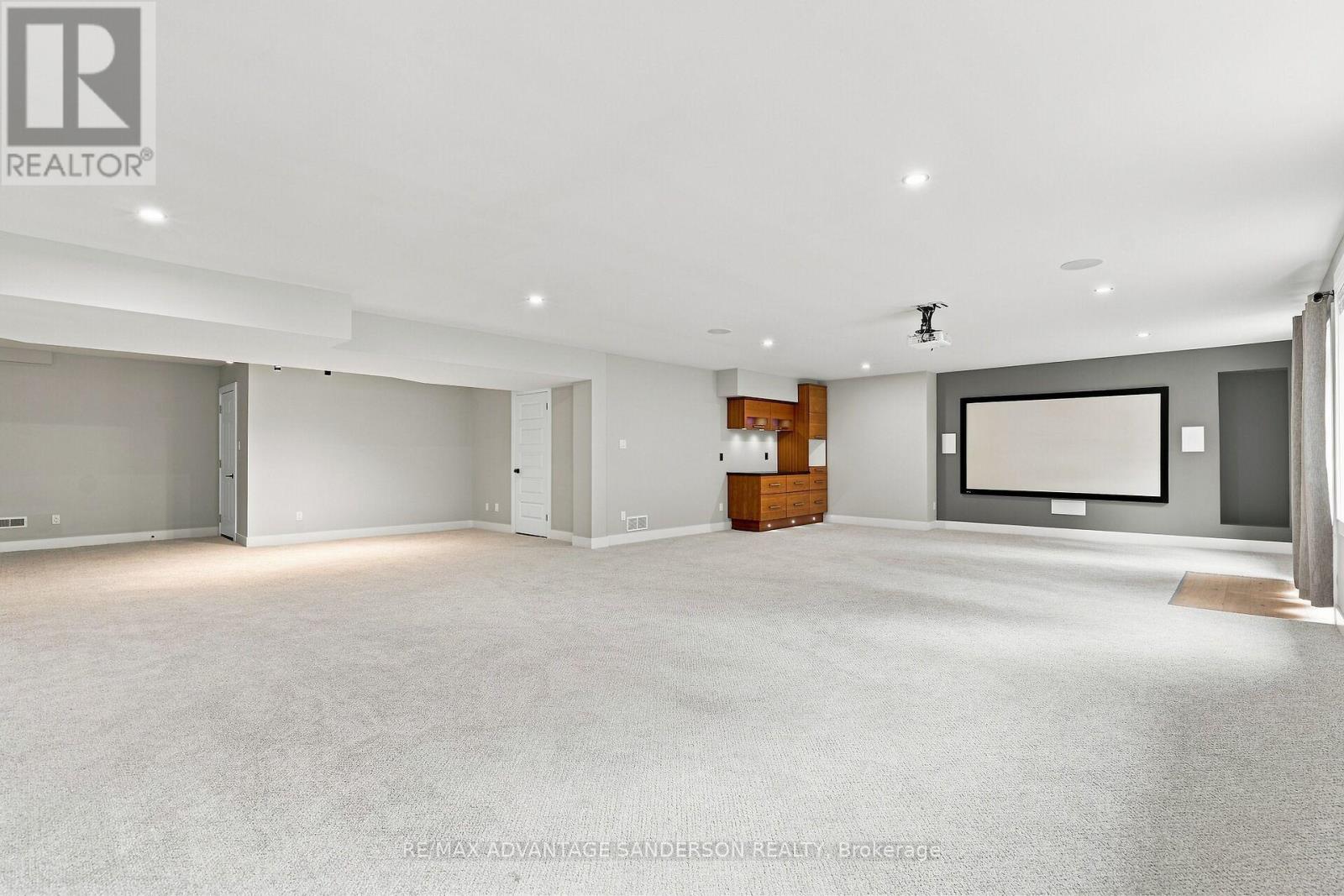 106 WOODHOLME CLOSE - 43