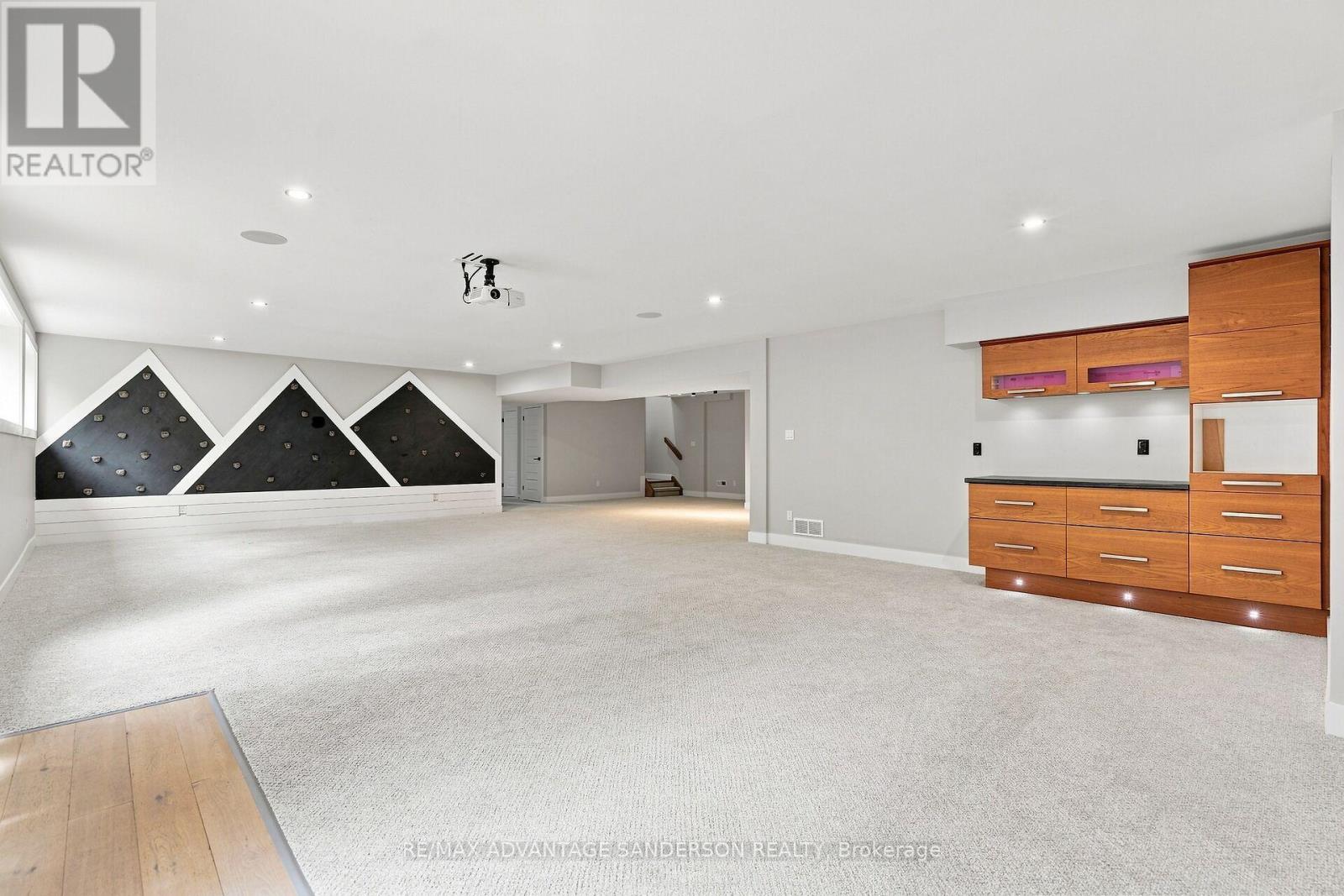 106 WOODHOLME CLOSE - 45