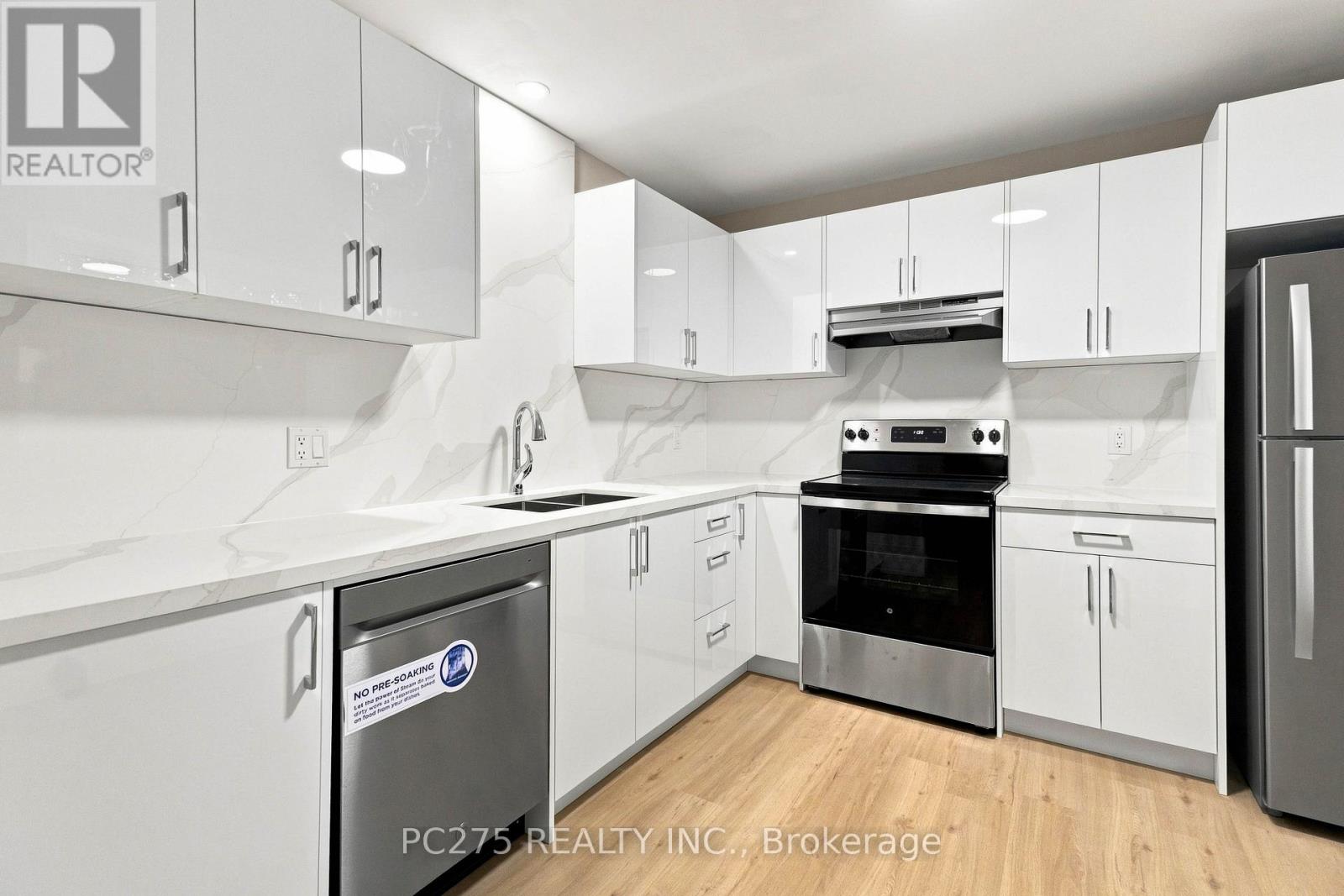 490 Third Street — photo 10