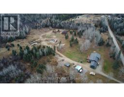 2449 Kraft Creek Road, Timmins, ON P4N7C3 Photo 44