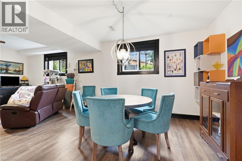 8115 BEAVER GLEN Drive - Image 34