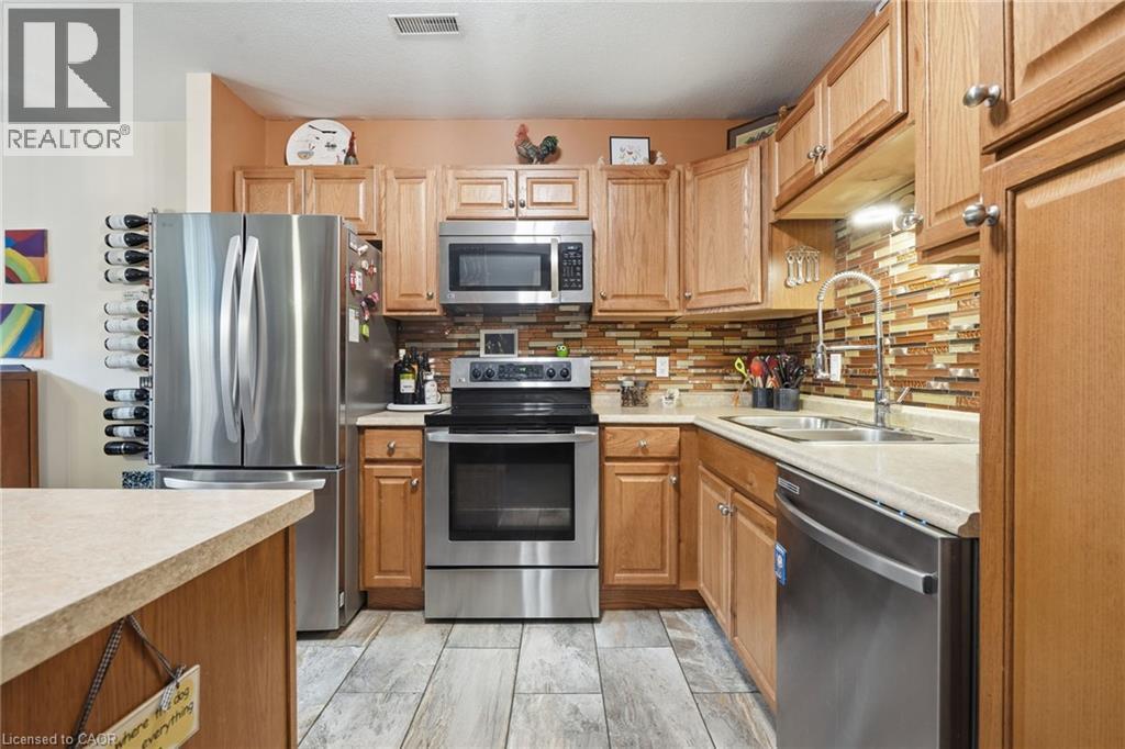 8115 BEAVER GLEN Drive - Image 32
