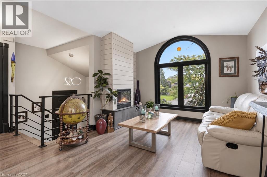 8115 BEAVER GLEN Drive - Image 11