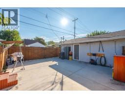 1110 Kilwinning Street, Penticton, BC V2A4P1 Photo 36
