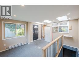 1110 Kilwinning Street, Penticton, BC V2A4P1 Photo 15