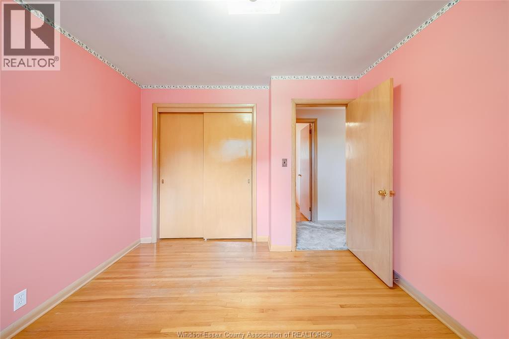 841 MORAND - Image 17