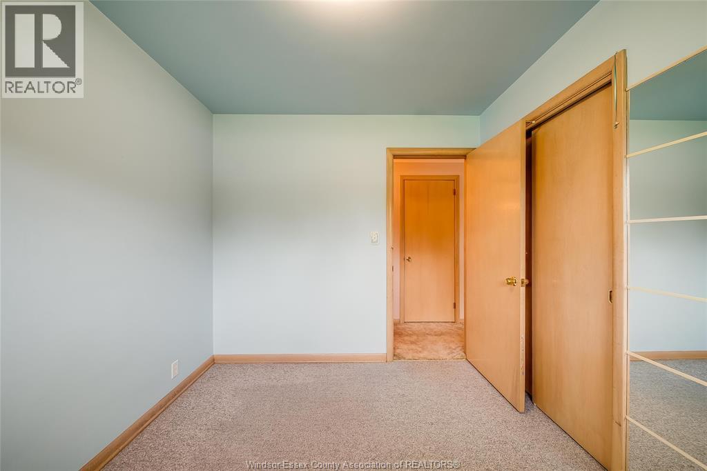 841 MORAND - Image 26