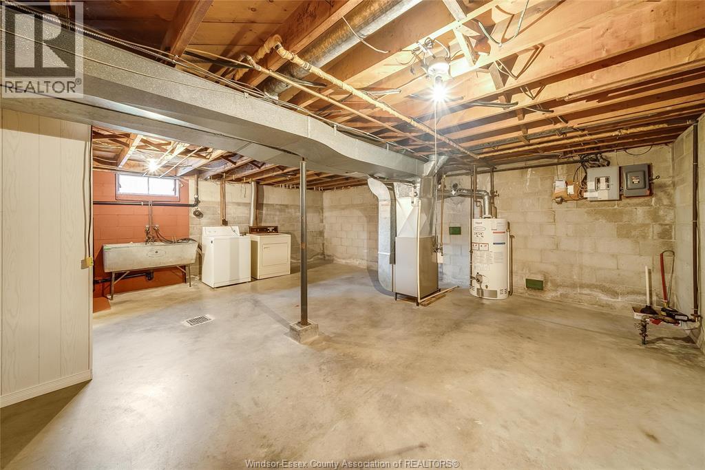 841 MORAND - Image 36