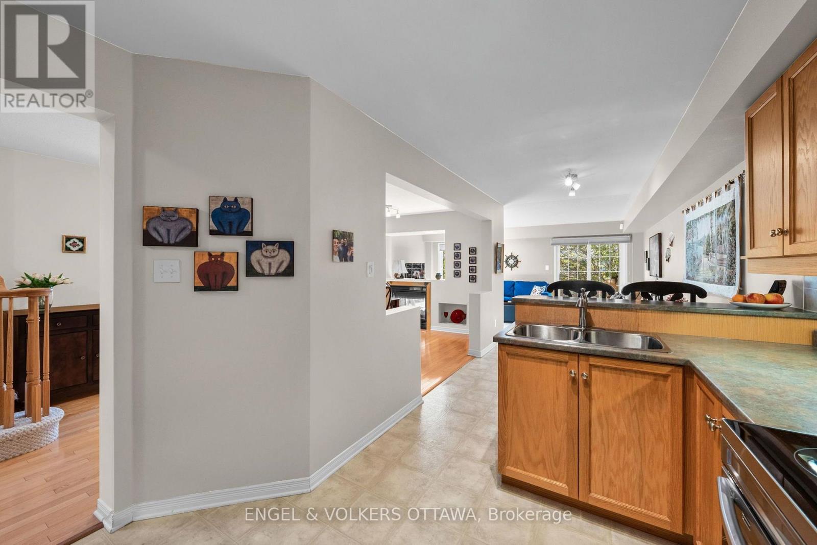 48 FIELDBERRY PRIVATE, Ottawa — photo 9