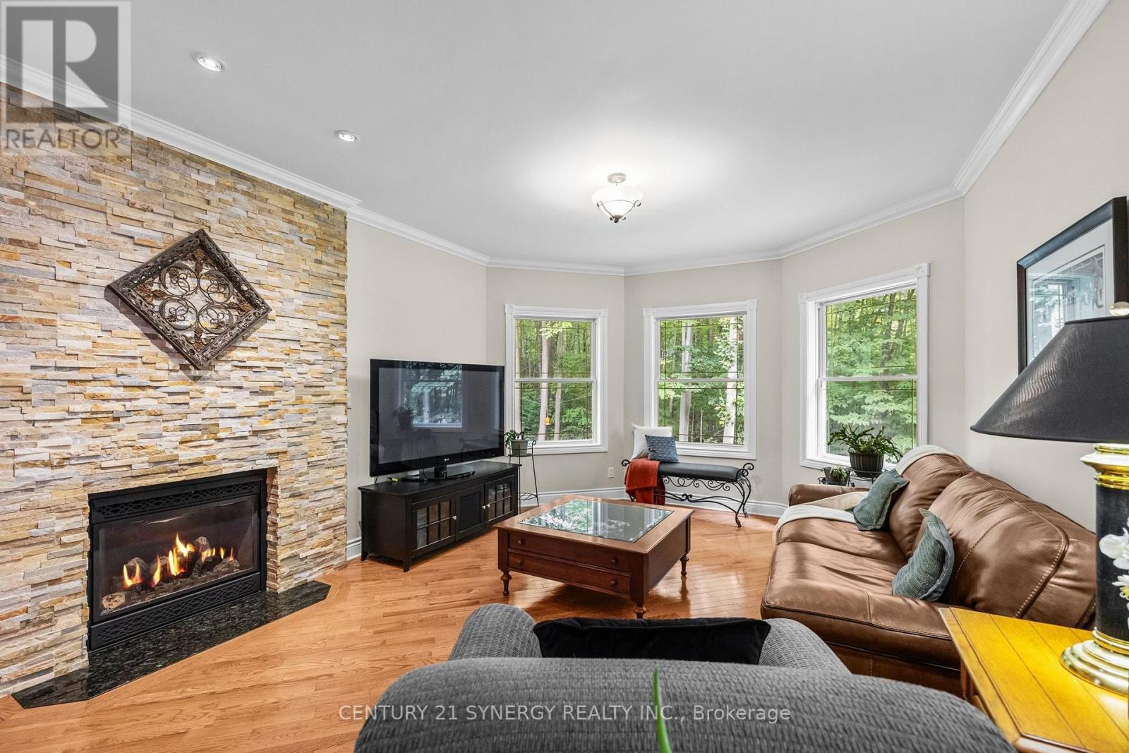 5 Bed, 4 Bath House for Sale in Ottawa – 5732 QUEENSCOURT CRESCENT, Ottawa – MLS# X13768742 - Image 21