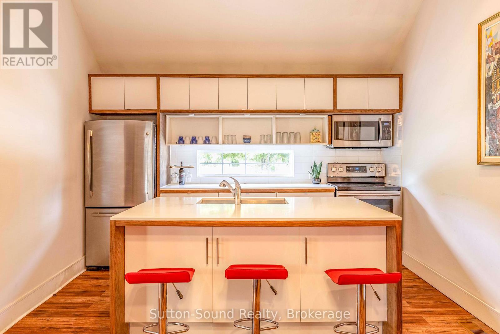 307 FOURTH STREET W - Image 12