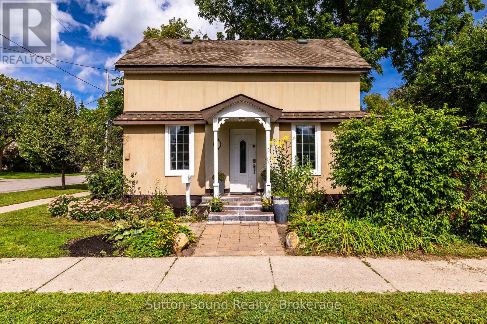 307 FOURTH STREET W - 2