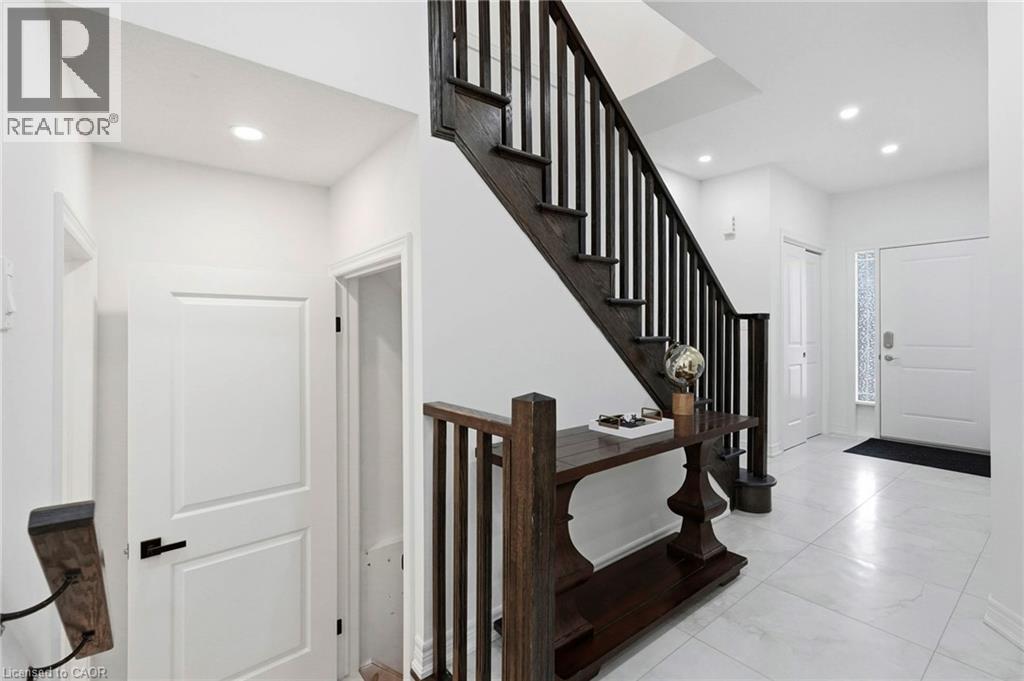 87 ROCKLEDGE Drive - 2