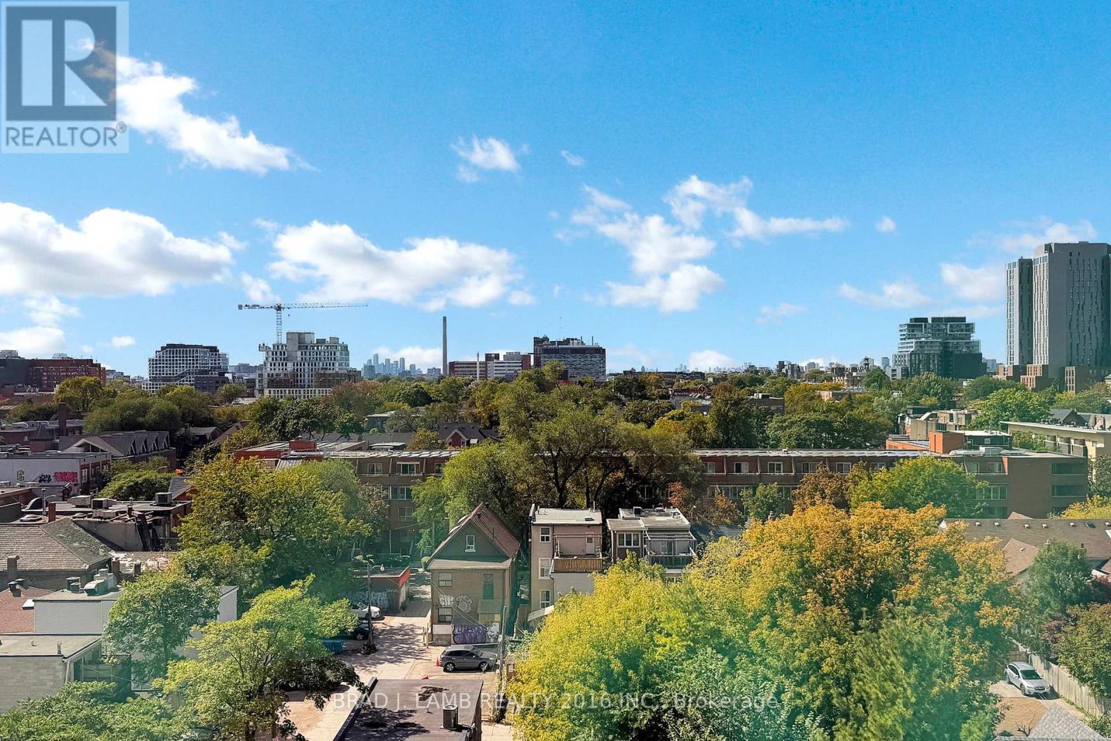 #705 195 MCCAUL STREET - Image 28