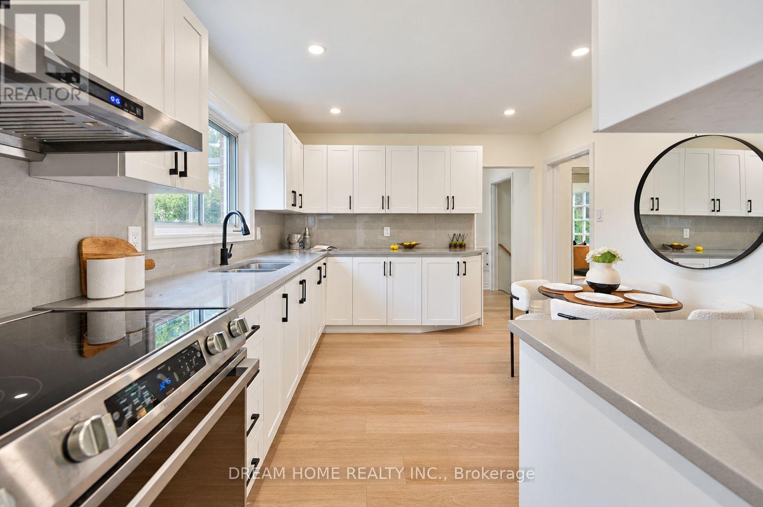 47 CLAREVILLE CRESCENT - Image 26