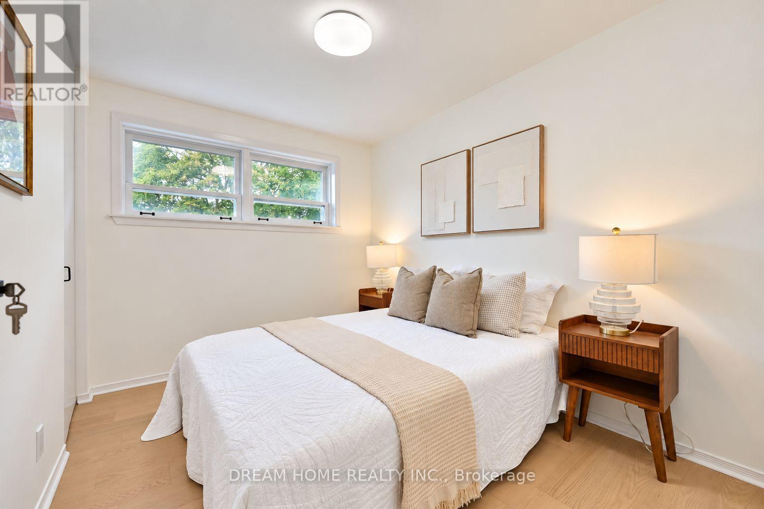 47 CLAREVILLE CRESCENT - Image 34